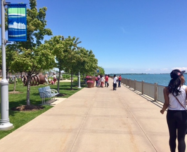 Orleans Landing - River front walking path